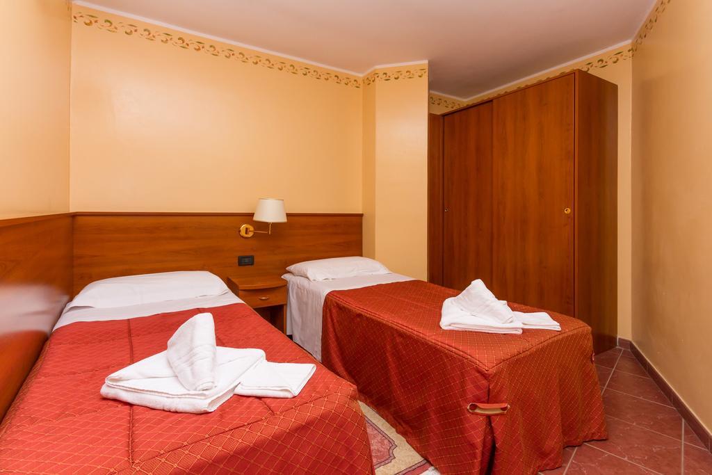 Hotel Relais Des Alpes Sauze D'Oulx Room photo